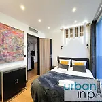 Urban Flat 129 - Sublime Art Love Champs-Elysees