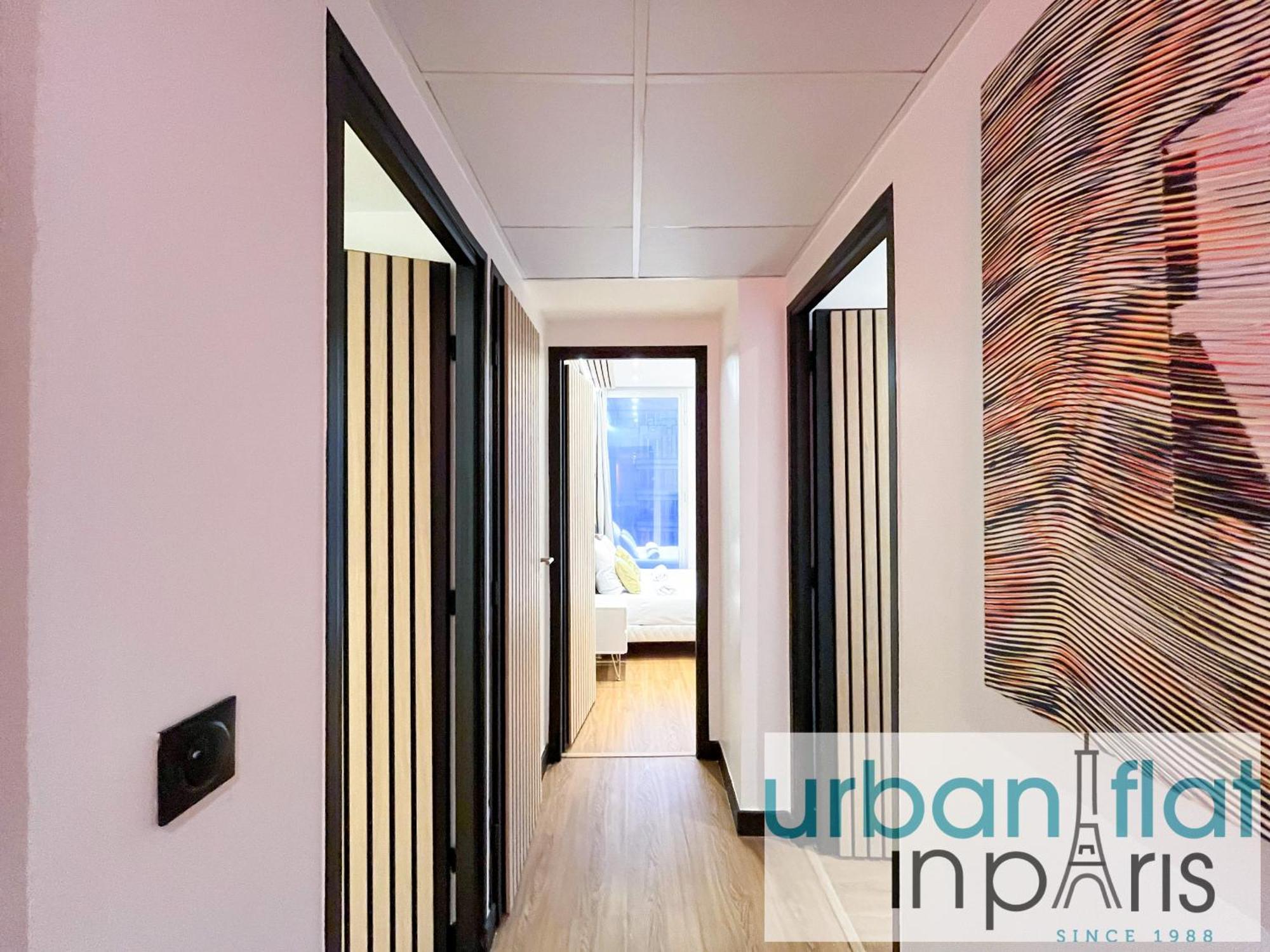 Urban Flat 129 - Sublime Art Champs-elysees Apartment Paris